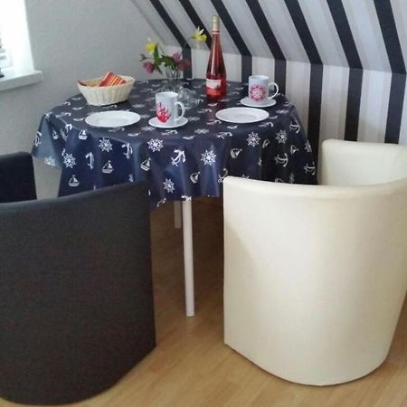 Ferienzimmer Fuer Zwei Am Strand Zingst Extérieur photo